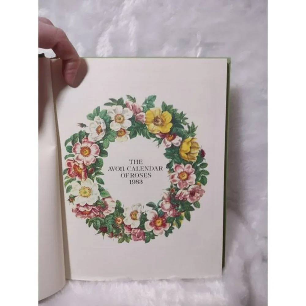 The‎ Avon Calendar of Roses 1984 Hard Cover Unused vintage